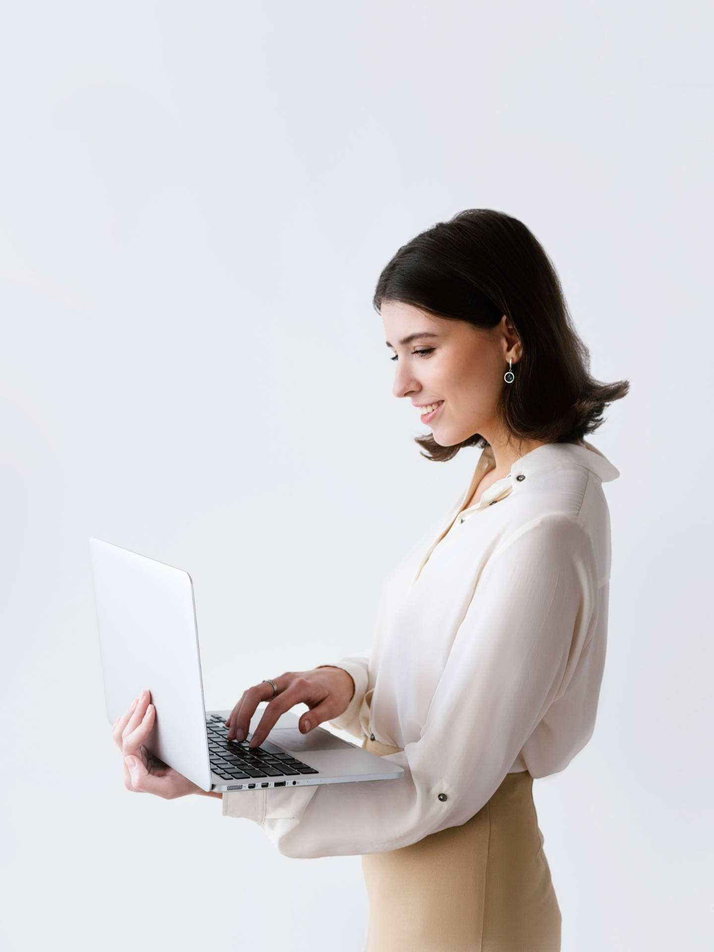 Lady learning on a laptop